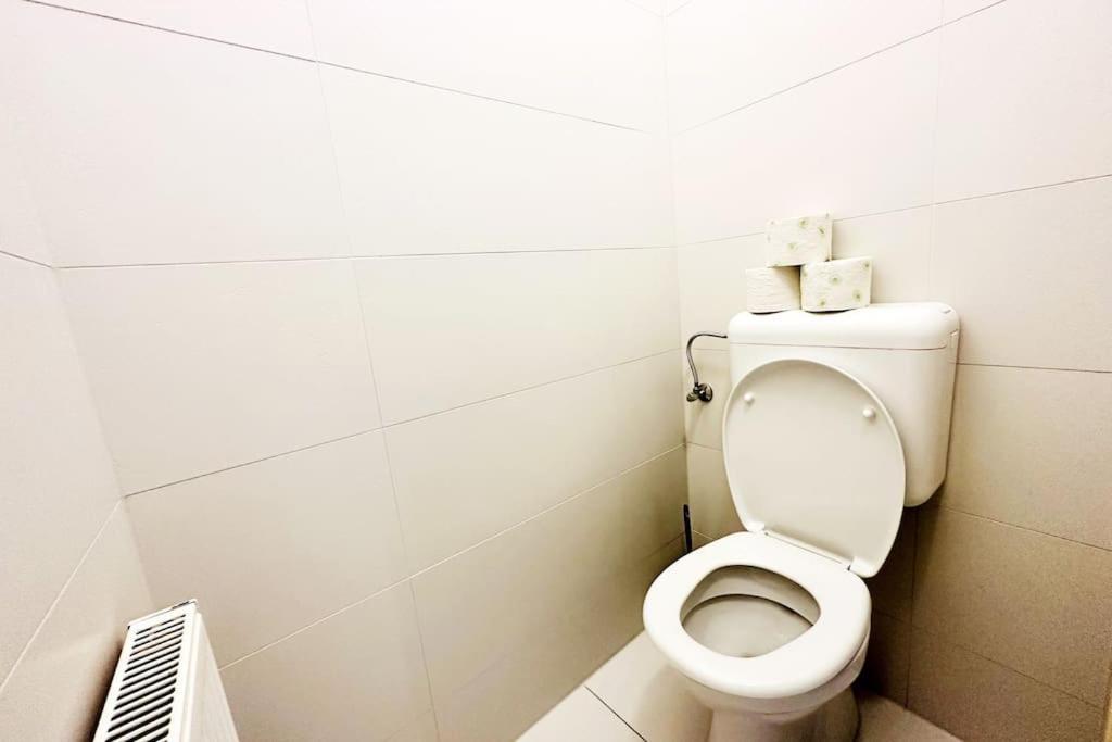 Best Location - Cozy City Centre Apartment Відень Екстер'єр фото