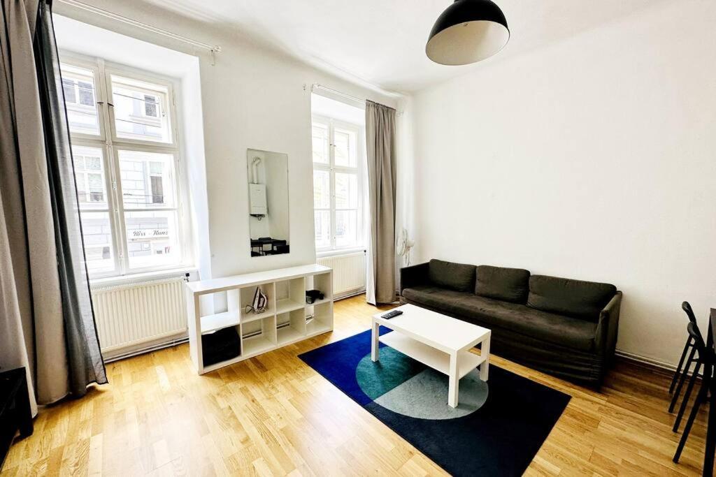 Best Location - Cozy City Centre Apartment Відень Екстер'єр фото